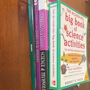 4 children’s science books. Great condition